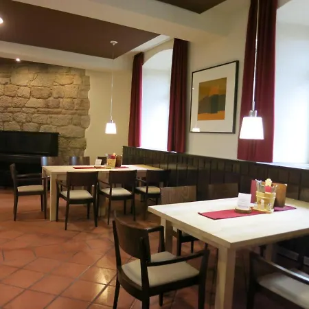 Haus Volkersberg ホテル